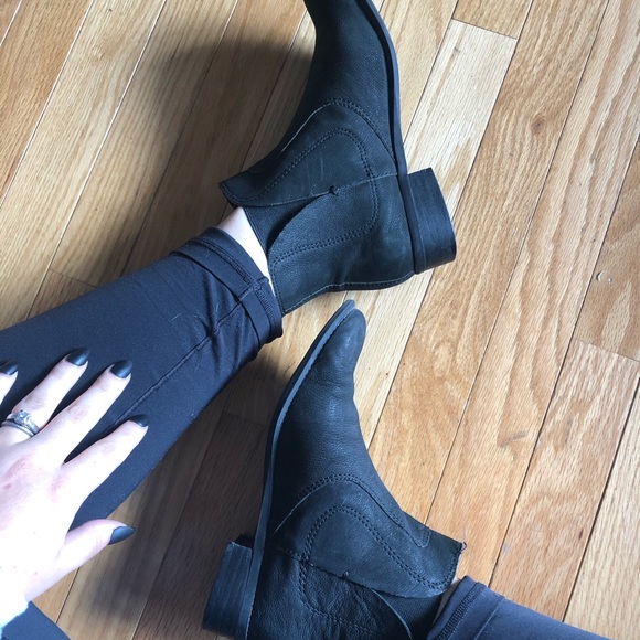 Nine West Chelsea Boots - Picture 8 of 8